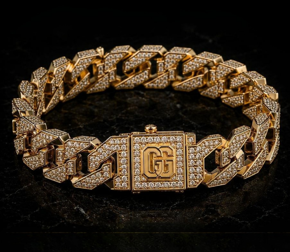 Personalized bracelet design in Miami - 14K gold and diamonds